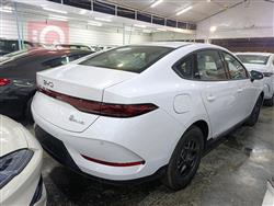 بی وای دی Qin Plus